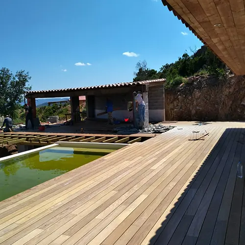 Pose d'un deck en bois